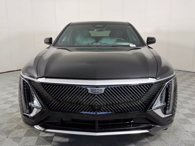 Certified 2024 Cadillac Lyriq Luxury AWD/4WD image 12