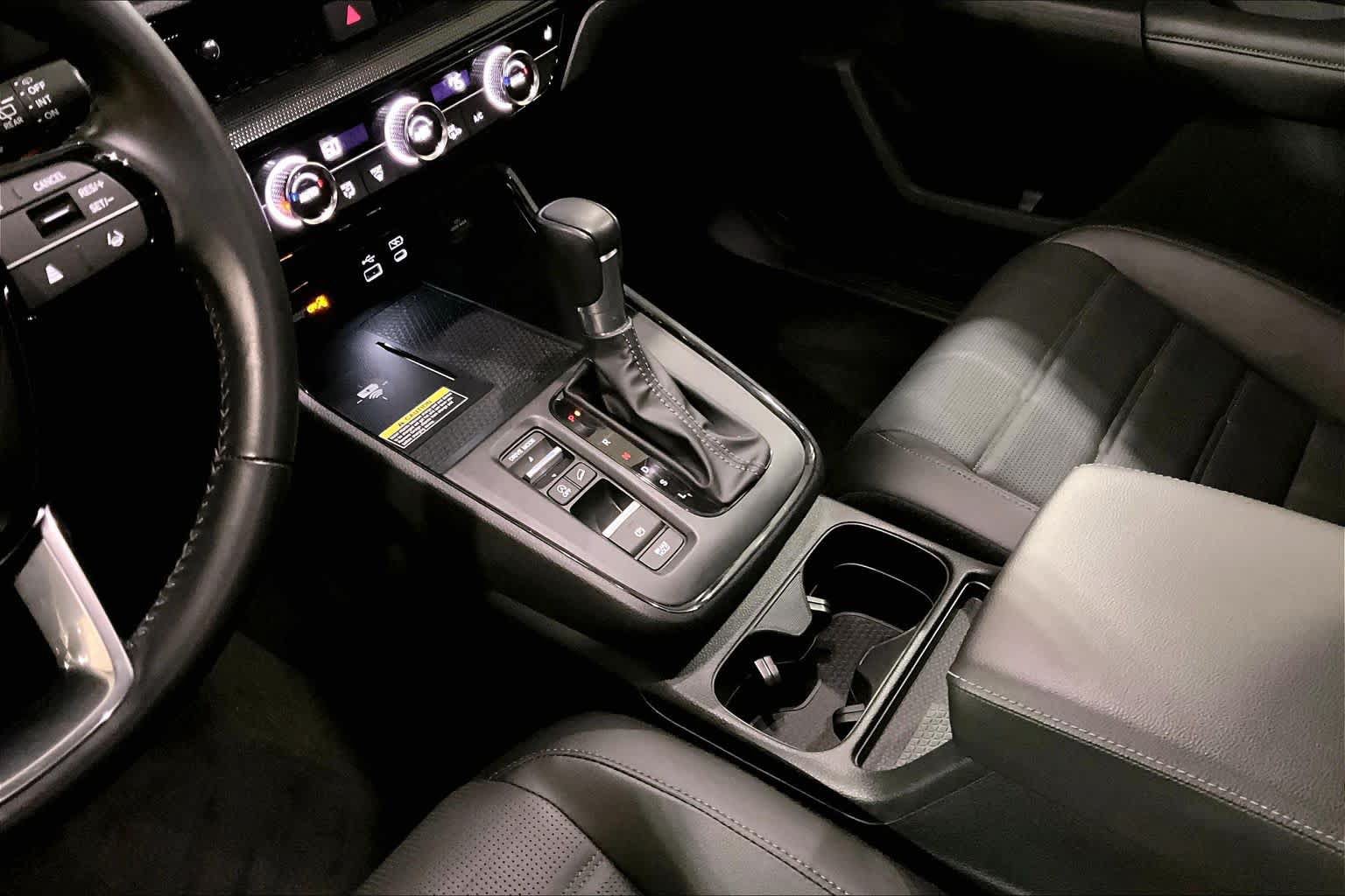 Used 2025 Honda CR-V EX-L image 16