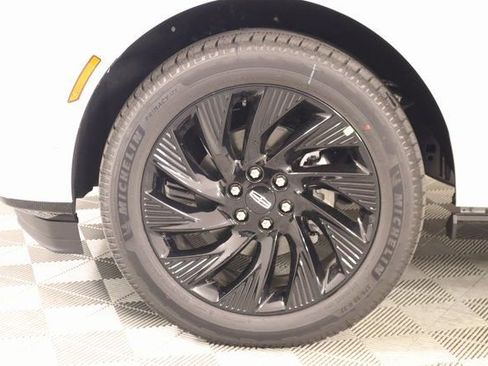 New 2025 Lincoln Navigator Reserve w/ Jet Appearance Package image 19