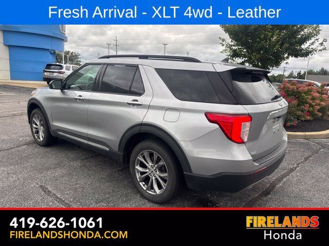 Used 2022 Ford Explorer XLT w/ Equipment Group 202A AWD/4WD image 3