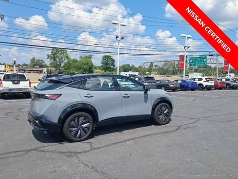Used 2024 Nissan Ariya AWD image 13