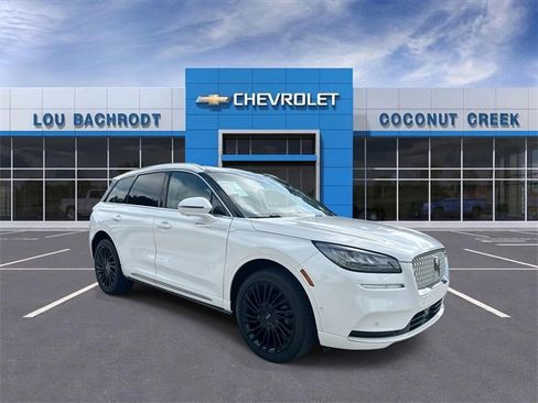 Used 2022 Lincoln Corsair Reserve w/ Luxury Package image 2