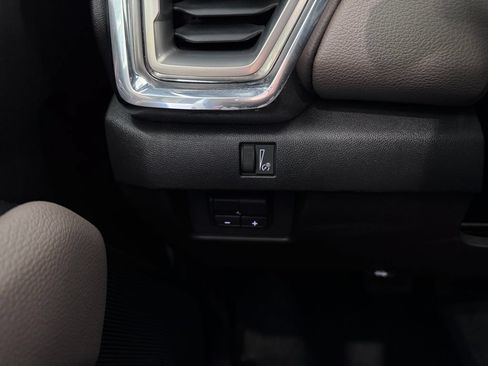 Certified 2025 GMC Canyon Denali AWD/4WD image 26