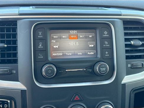 Used 2024 RAM 1500 Classic SLT AWD/4WD image 28