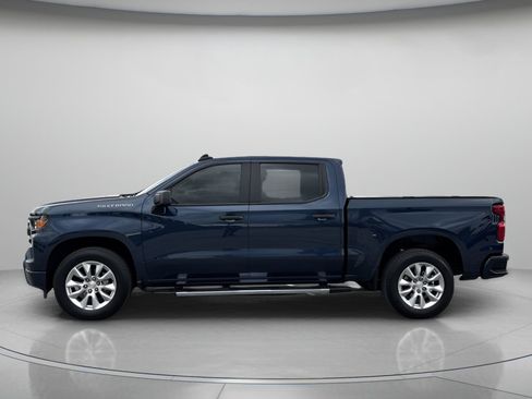 Used 2022 Chevrolet Silverado 1500 Custom image 5