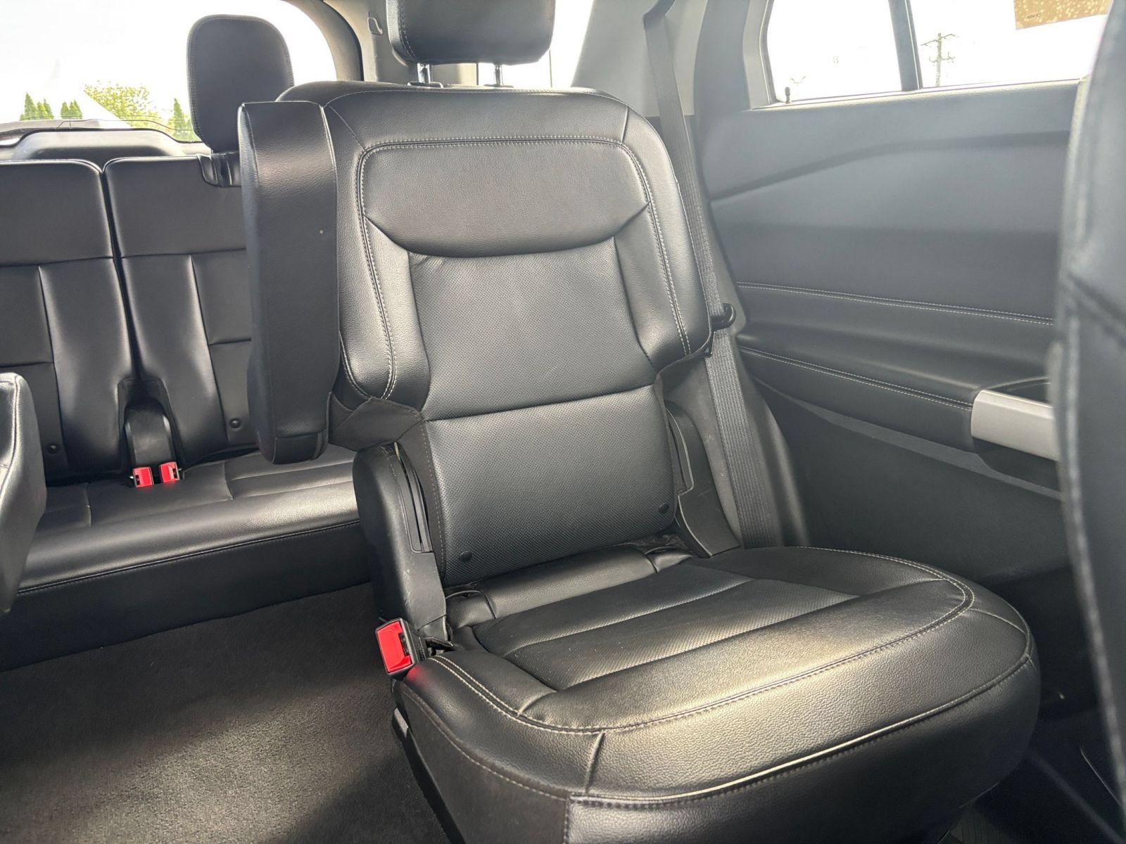 Used 2024 Ford Explorer Limited RWD image 38
