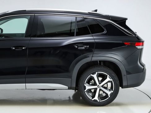 New 2026 Volkswagen Tiguan SE image 4