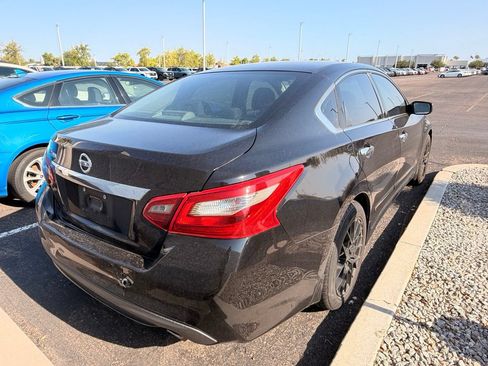 Used 2018 Nissan Altima 2.5 S w/ S Convenience Package FWD image 5