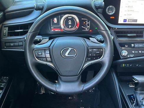 Used 2025 Lexus ES 350 w/ Premium Package FWD image 15