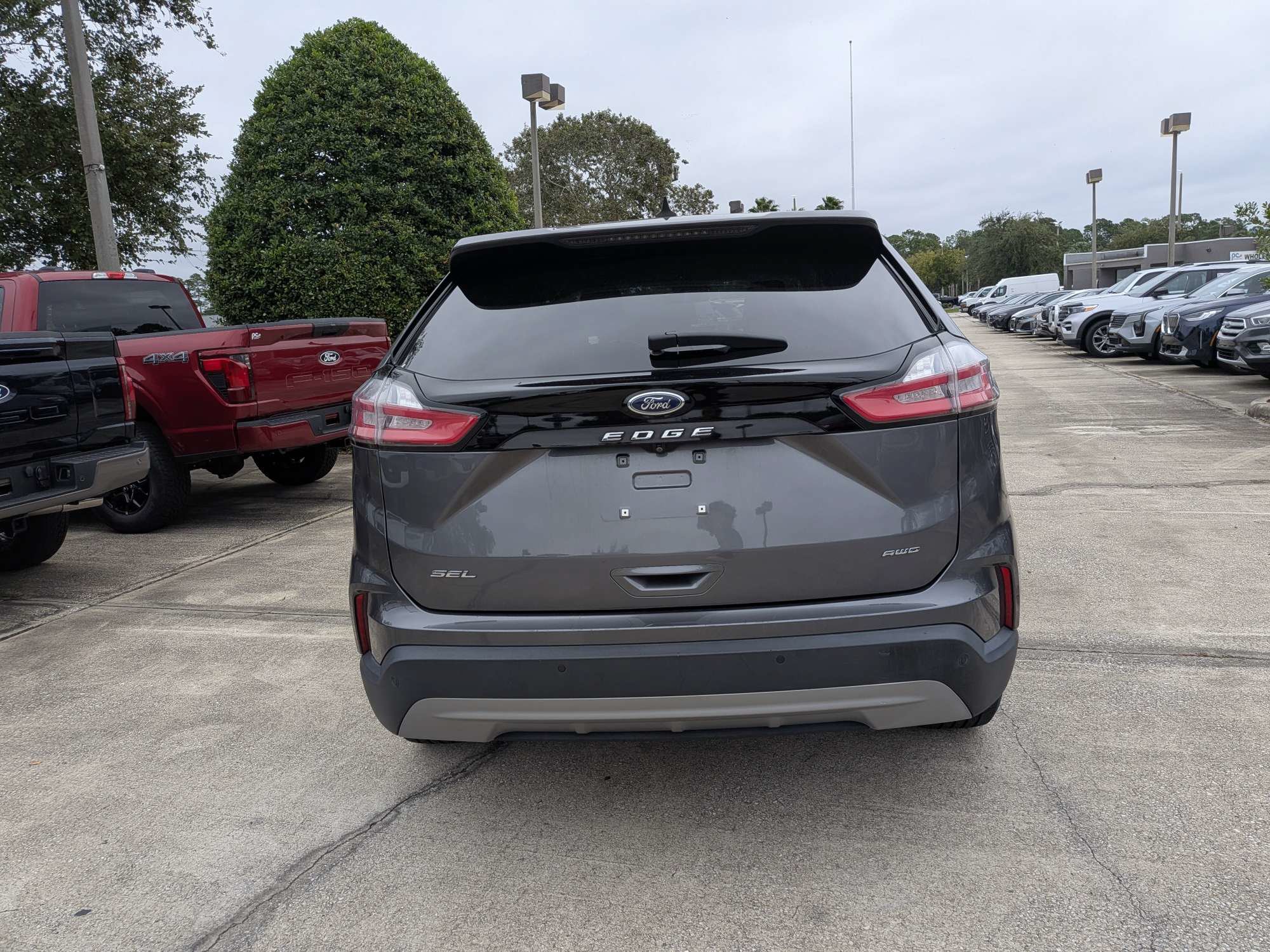 Used 2022 Ford Edge SEL AWD/4WD image 5