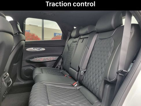 New 2025 Genesis GV70 3.5T Sport w/ Sport Advanced Package AWD/4WD image 15