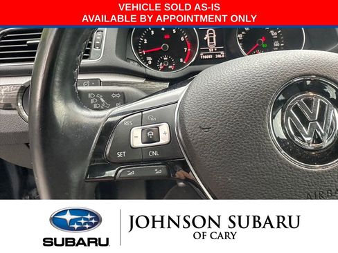 Used 2016 Volkswagen Passat 1.8T SE FWD image 12