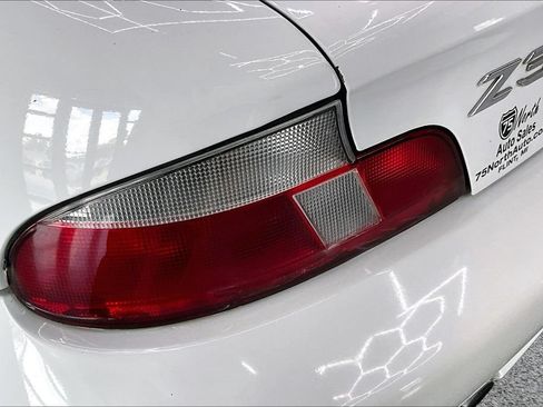 Used 2001 BMW Z3 3.0i RWD image 18
