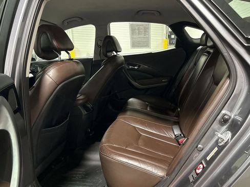 Used 2013 Hyundai Azera FWD image 22