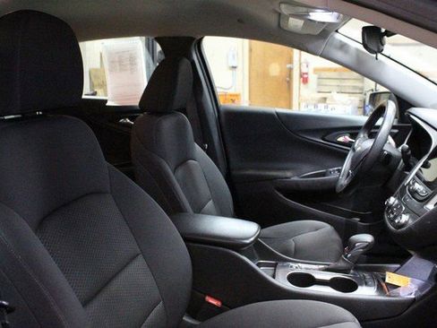 Used 2024 Chevrolet Malibu RS image 10