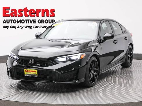 Used 2025 Honda Civic Sport image 1