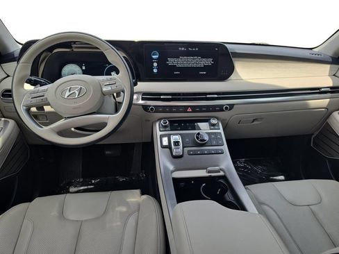 Certified 2024 Hyundai Palisade Calligraphy AWD/4WD image 13