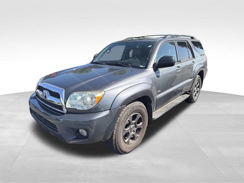 Used 2009 Toyota 4Runner SR5 RWD image 5