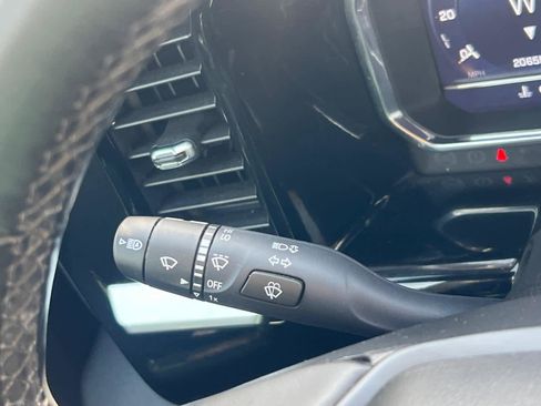 Certified 2024 Chevrolet Silverado 1500 LT image 18