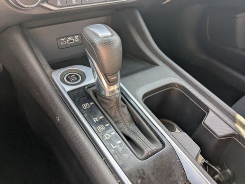 Used 2021 Nissan Sentra SV image 26