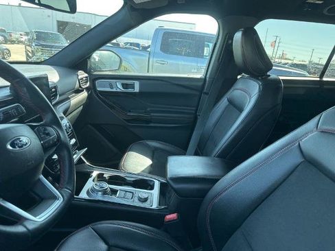Certified 2023 Ford Explorer ST-Line w/ Class IV Trailer Tow Package AWD/4WD image 4