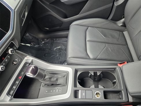 Used 2022 Audi Q3 2.0T Premium Plus w/ Premium Plus Package image 23