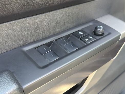 Used 2025 Toyota Tundra SR5 w/ SR5 Premium Package AWD/4WD image 15