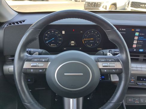 Used 2024 Hyundai Kona Limited image 19