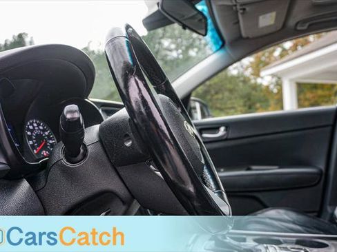 Used 2020 Kia Optima SE image 33