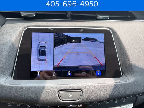 Used 2023 Cadillac XT4 Premium Luxury w/ Technology Package FWD image 26
