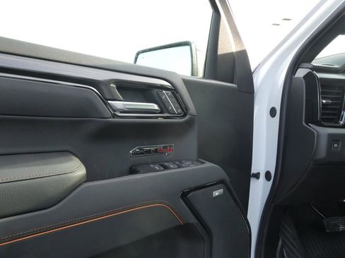 New 2026 GMC Sierra 1500 AT4 w/ AT4 Premium Package AWD/4WD image 40