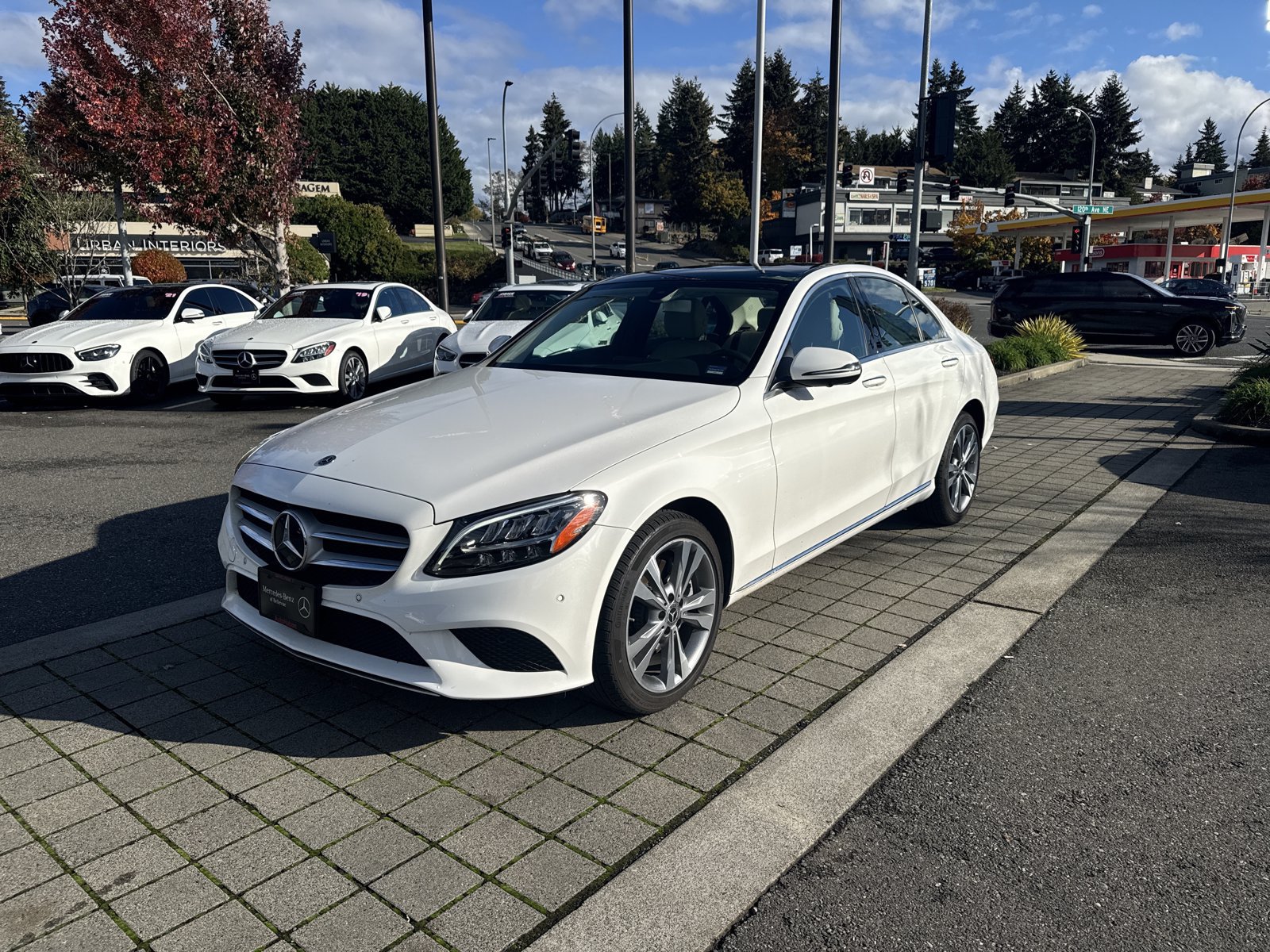 Used 2020 Mercedes-Benz C 300 4MATIC Sedan image 1