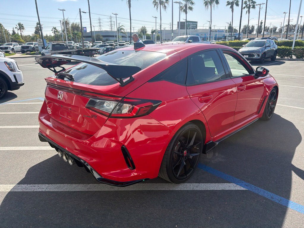 Used 2024 Honda Civic Type R image 6