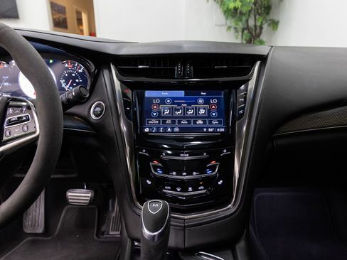 Used 2018 Cadillac CTS V w/ Carbon Fiber Package RWD image 18