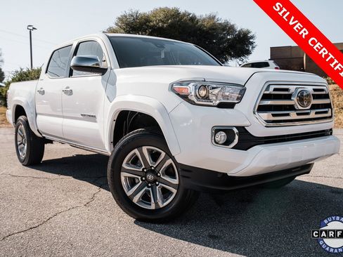 Certified 2018 Toyota Tacoma Limited image 1