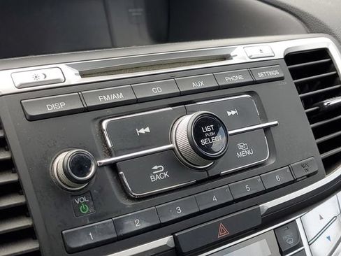 Used 2015 Honda Accord LX image 17