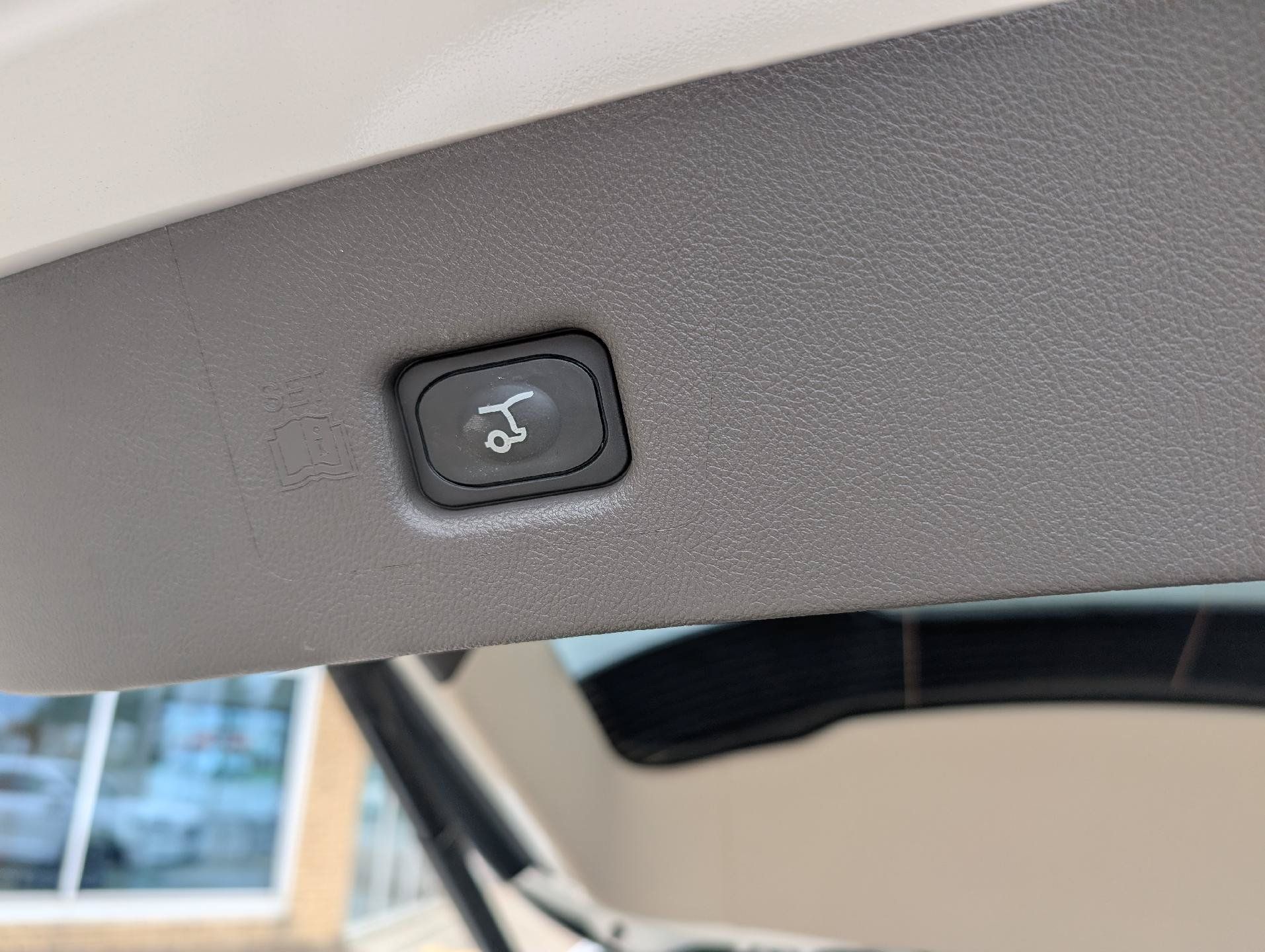 Used 2023 Lincoln Nautilus AWD w/ Premium Package image 15