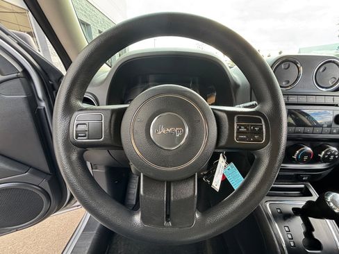 Used 2015 Jeep Patriot Sport w/ Power Value Group image 9