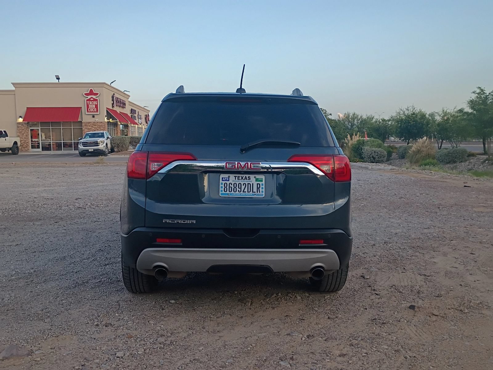 Used 2019 GMC Acadia SLT FWD image 5