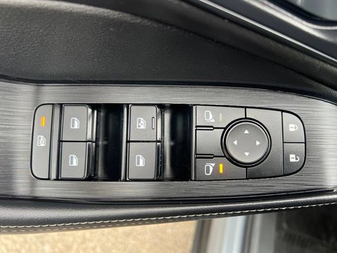 Certified 2023 Nissan Rogue SV w/ SV Premium B Package AWD/4WD image 47