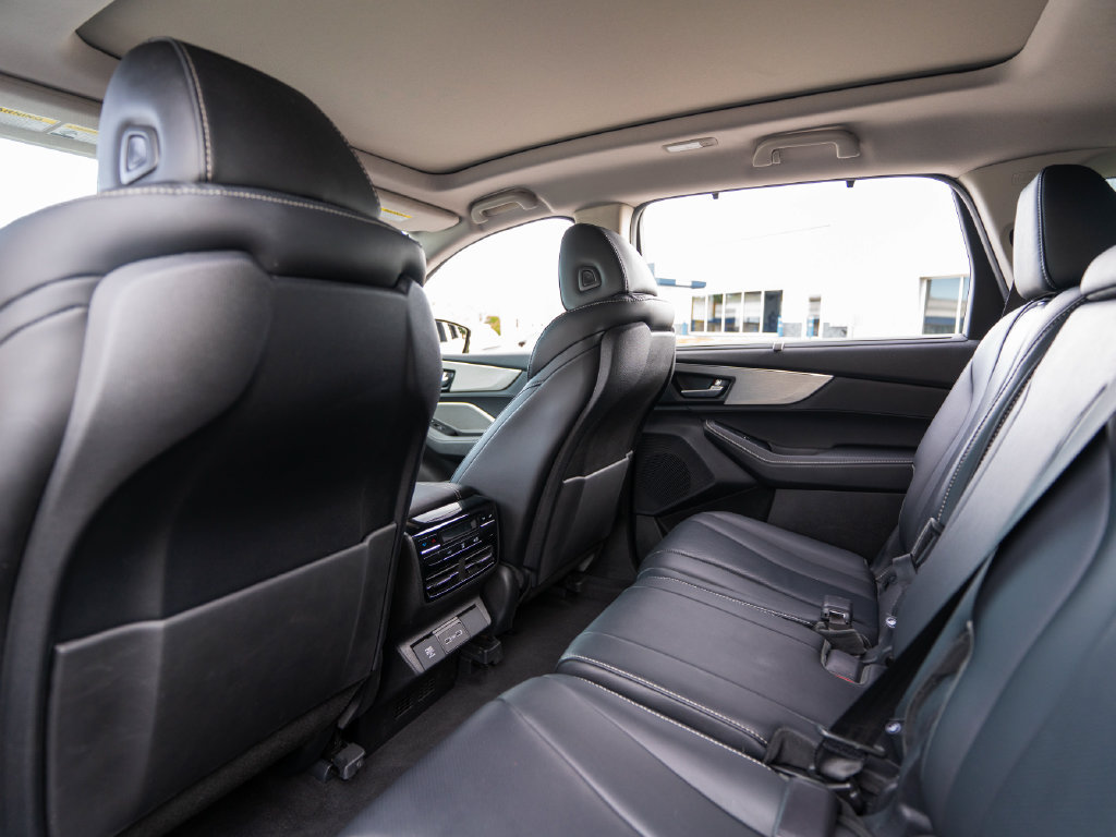 Certified 2024 Acura MDX w/ Technology Package AWD/4WD image 20