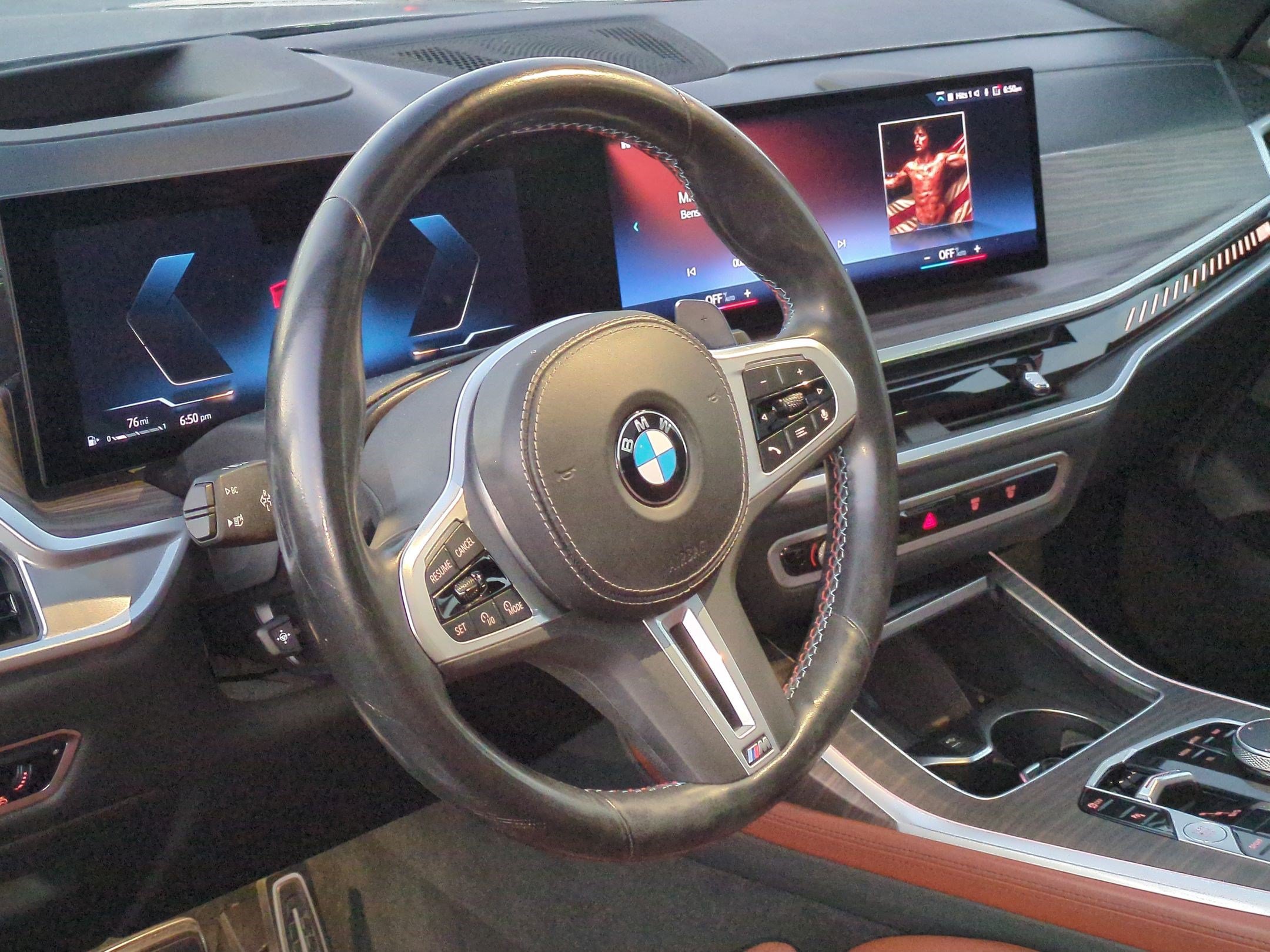 Used 2023 BMW X7 M60i AWD/4WD image 17