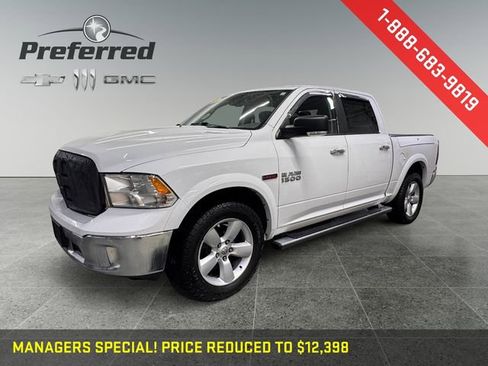 Used 2016 RAM 1500 Classic SLT w/ SLT Plus D￩cor Group image 12