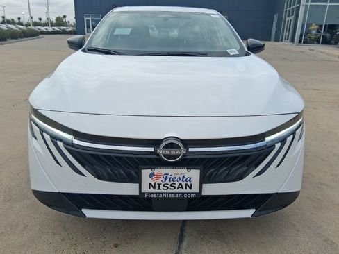 New 2026 Nissan Sentra SV w/ SV Convenience Package FWD image 2