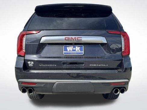 Used 2023 GMC Yukon XL Denali image 4