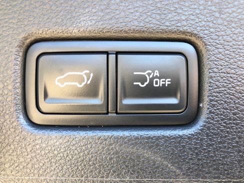 Used 2024 Kia Telluride EX w/ EX Captain's Chair Package image 41