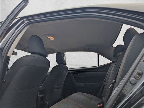 Used 2017 Toyota Corolla LE image 13