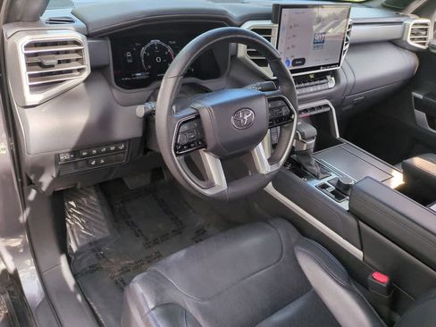 Used 2023 Toyota Tundra Platinum image 10