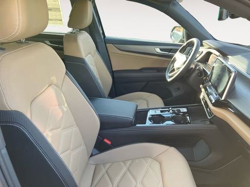 New 2026 Volkswagen Atlas Cross Sport SE AWD/4WD image 15