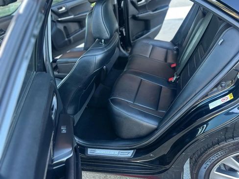 Used 2017 Toyota Camry XLE image 16